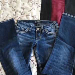 EUC Silver Suki 17" boot cut Jean